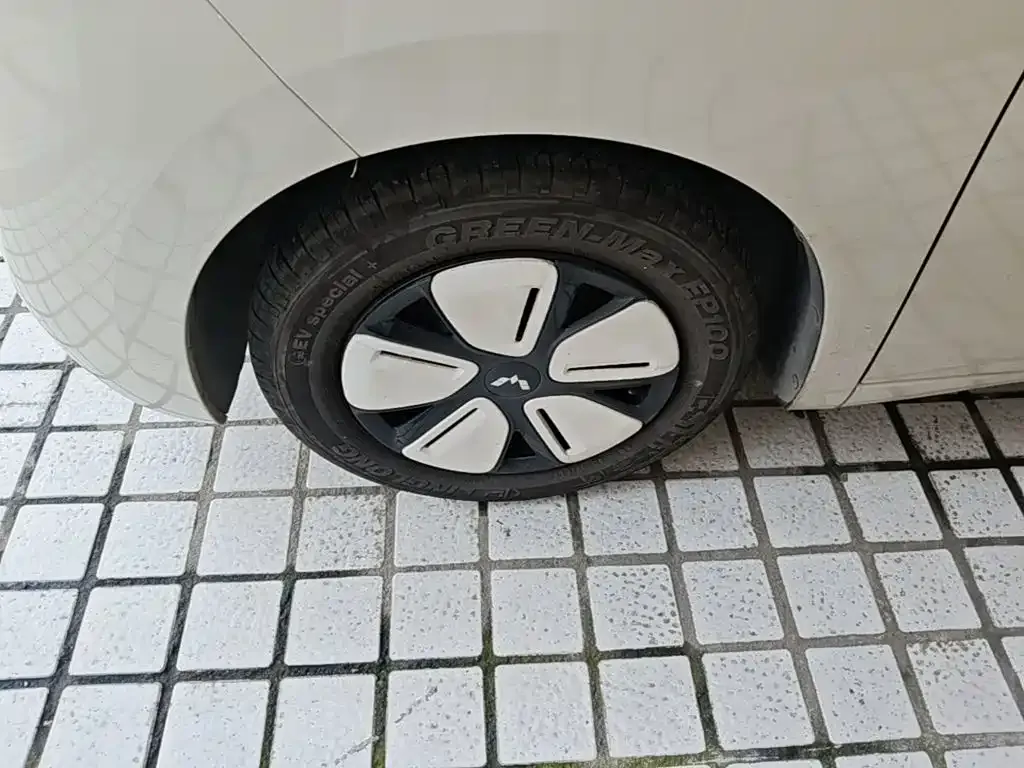 Wuling Motors Hongguang MINIEV 4-Door Premium Edition 2025 — фото 23