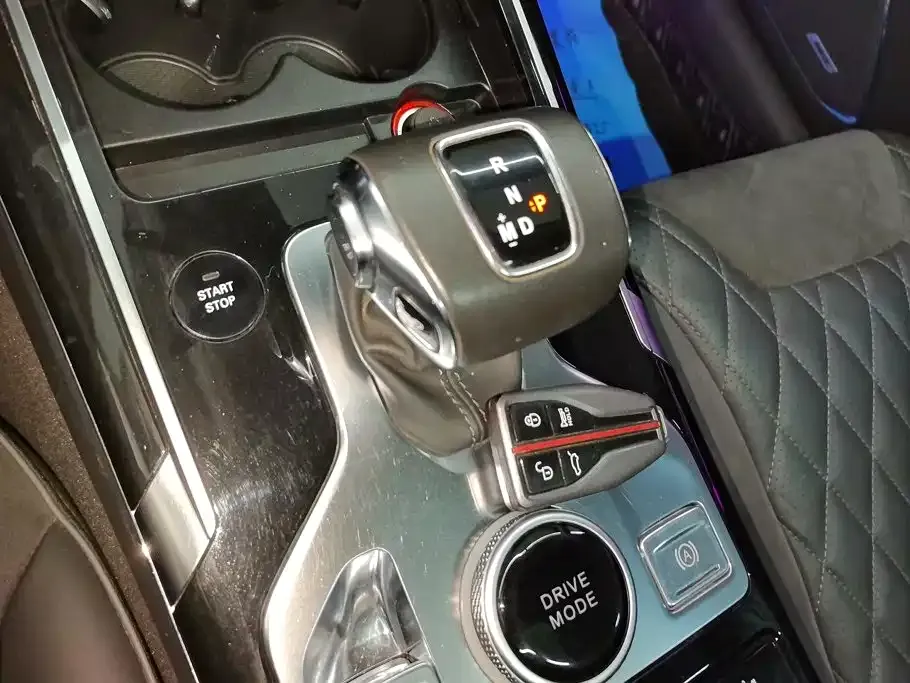 Hongqi HS5 2.0T Smart Connect Enjoy Edition 2021 — фото 16