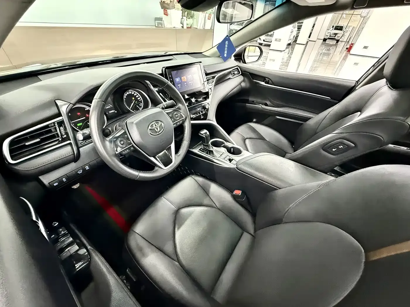 Toyota Camry Hybrid 2.5HG Luxury Edition 2022 — фото 10