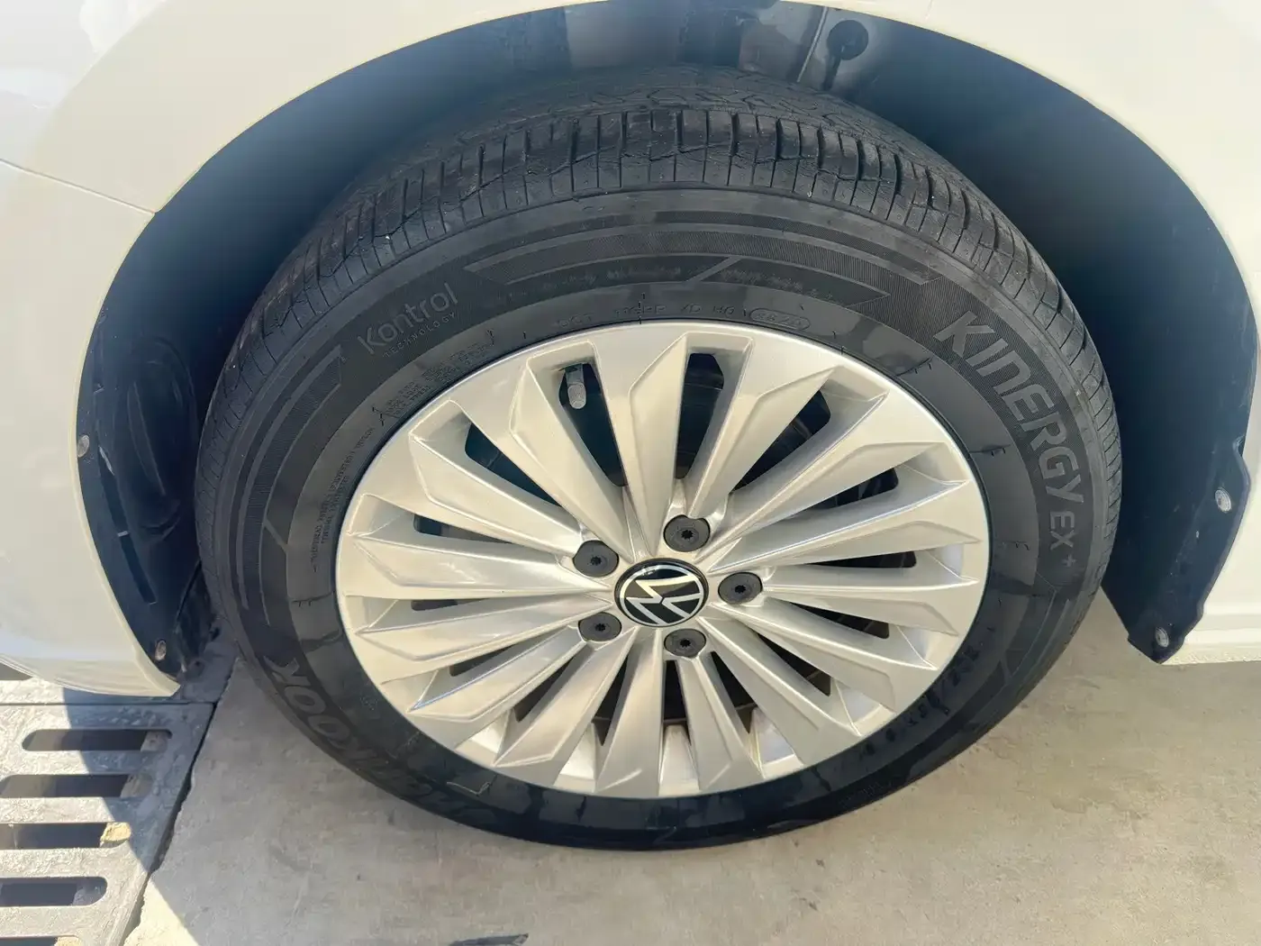 Volkswagen Lavida 1.5L Auto Comfort Edition 2020 — фото 5