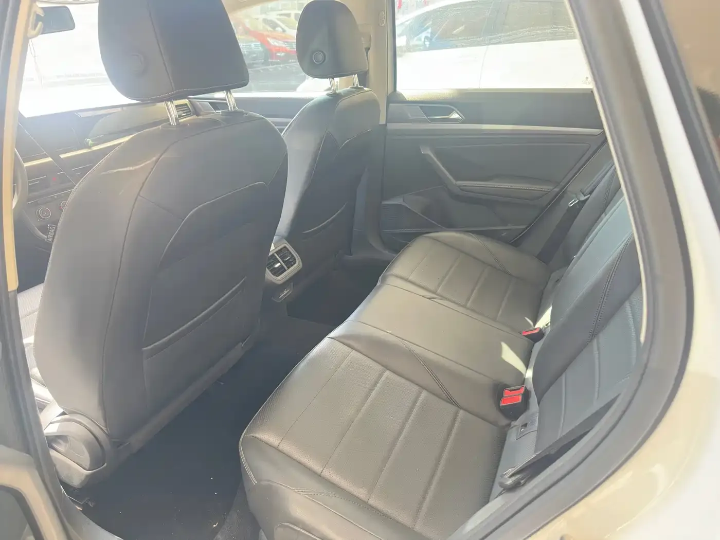Volkswagen Lavida 1.5L Auto Comfort Edition 2020 — фото 9