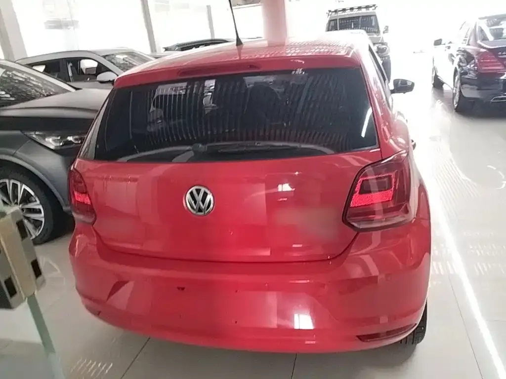 Volkswagen Polo 1.5L Auto Comfort 2019 — фото 6