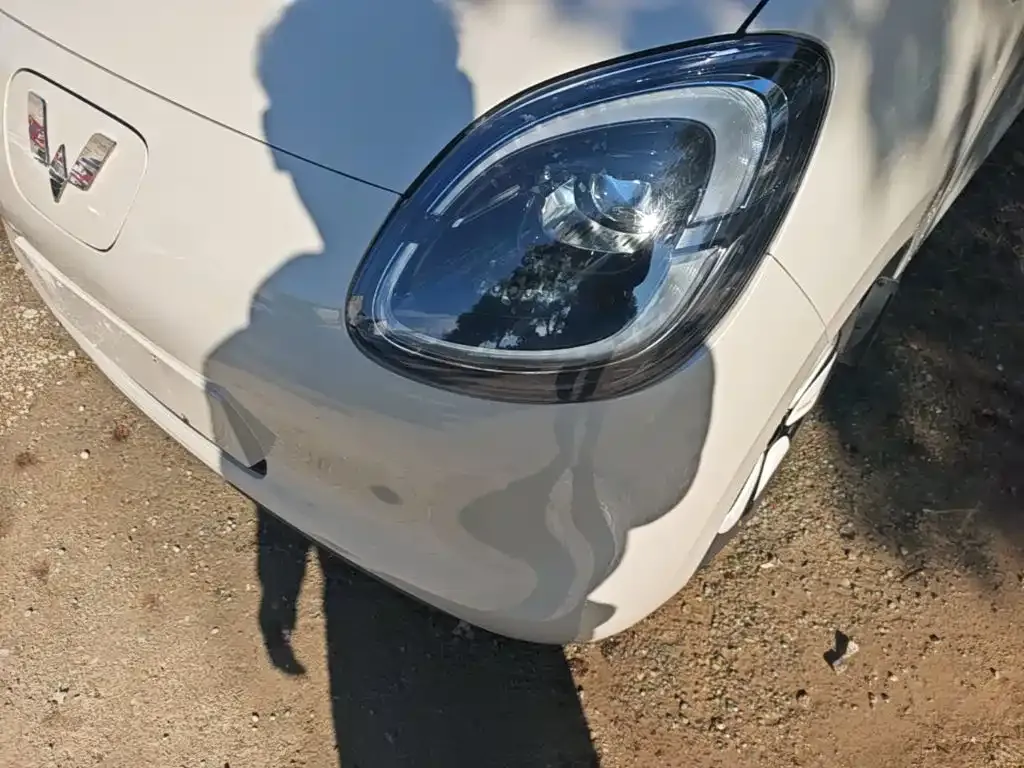 Wuling Motors Hongguang MINIEV 4-Door Premium+ Edition 2025 — фото 24