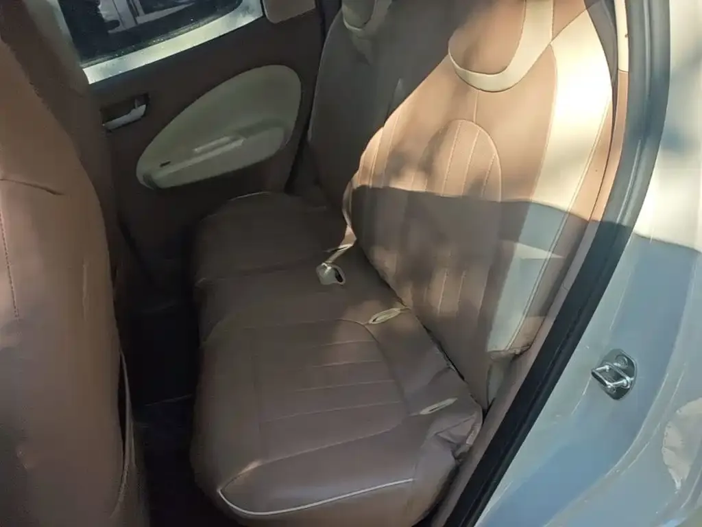 Wuling Motors Hongguang MINIEV 4-Door Premium+ Edition 2025 — фото 17