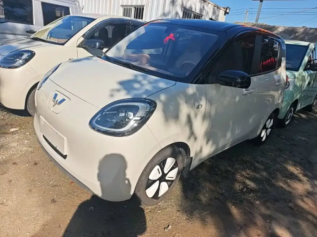Wuling Motors Hongguang MINIEV 4-Door Premium+ Edition 2025
