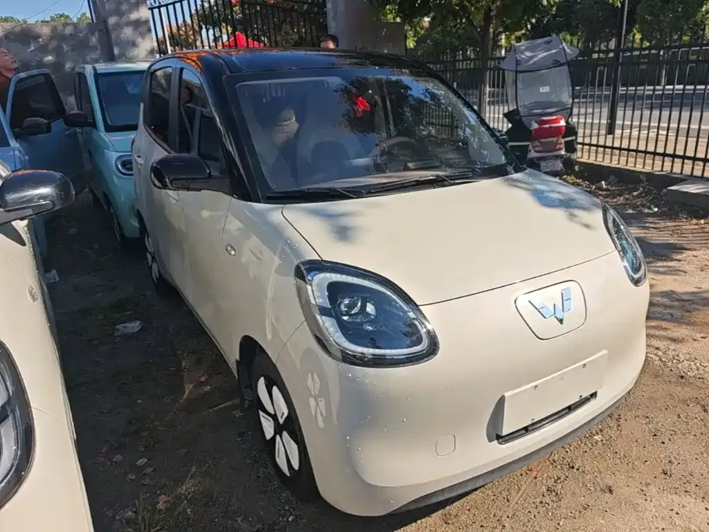 Wuling Motors Hongguang MINIEV 4-Door Premium+ Edition 2025 — фото 4