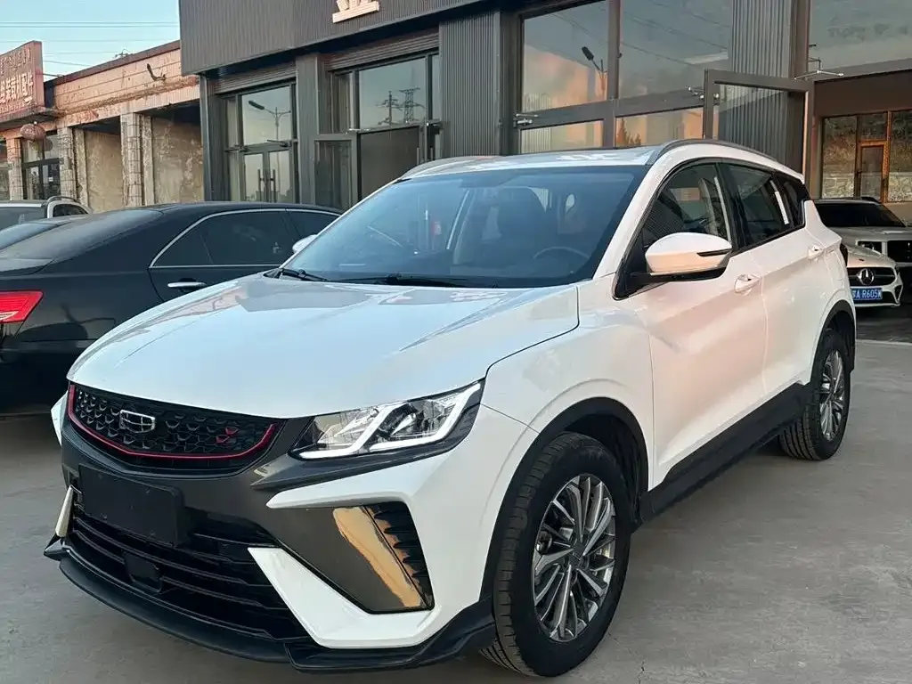 Geely Binyue 1.4T Manual Gold Edition 2023 — фото 2