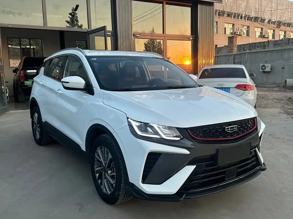 Geely Binyue 1.4T Manual Gold Edition 2023 — фото 3