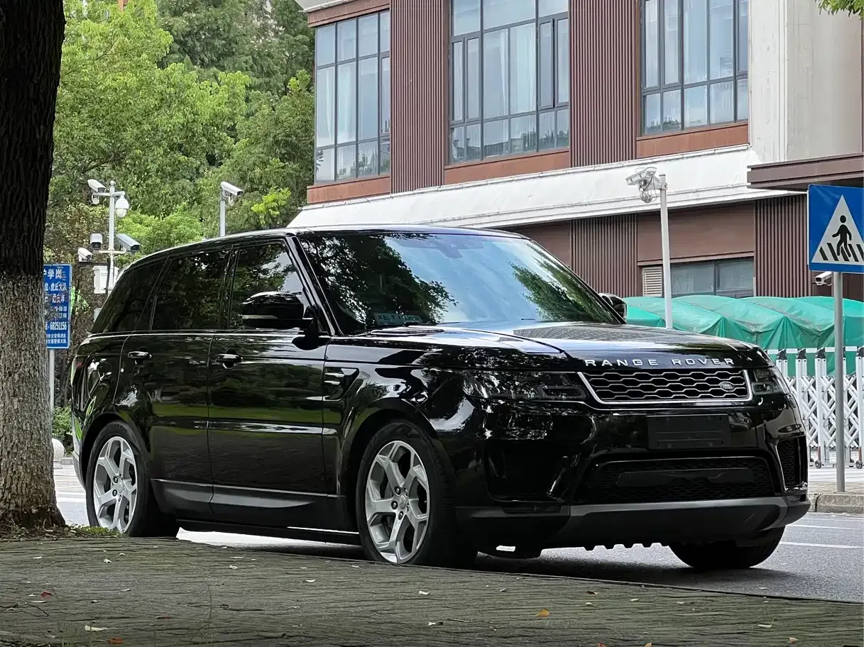 Land Rover Range Rover Sport 3.0 L6 SE 2021 — фото 2