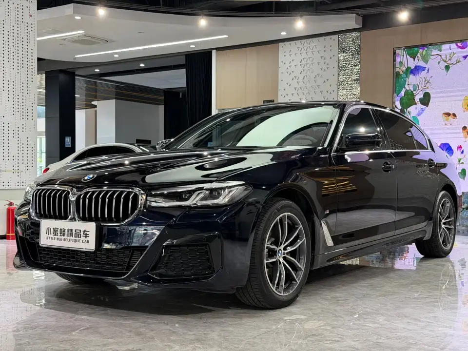BMW 5 Series 525Li M Sport Package 2021