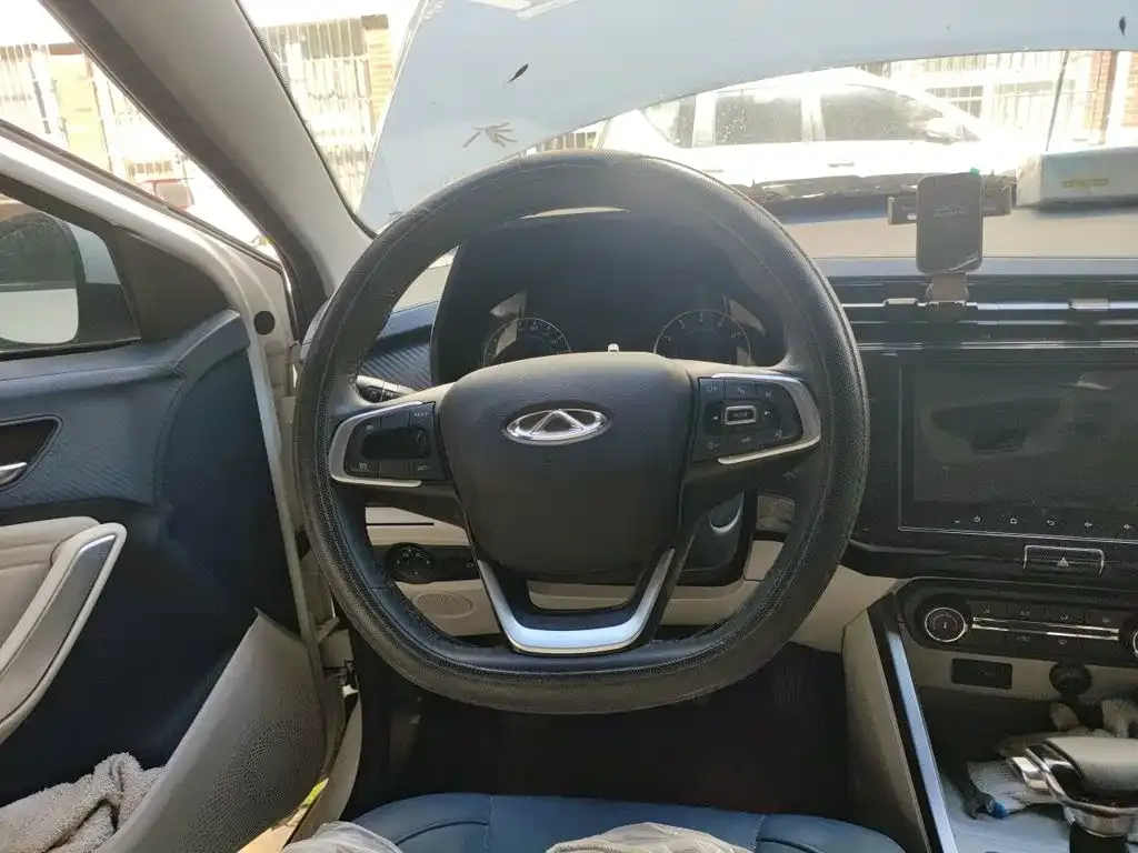 Chery Tiggo 3x 1.5L CVT Fashion Edition 2023 — фото 6