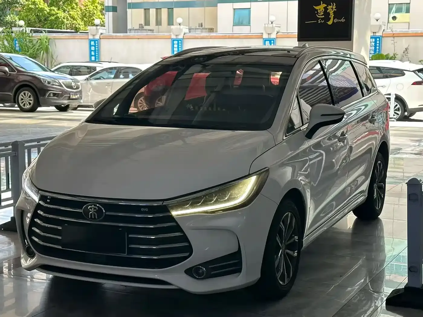 BYD Song MAX 1.5T Auto Smart Connect Progressive 7-seater China V 2020