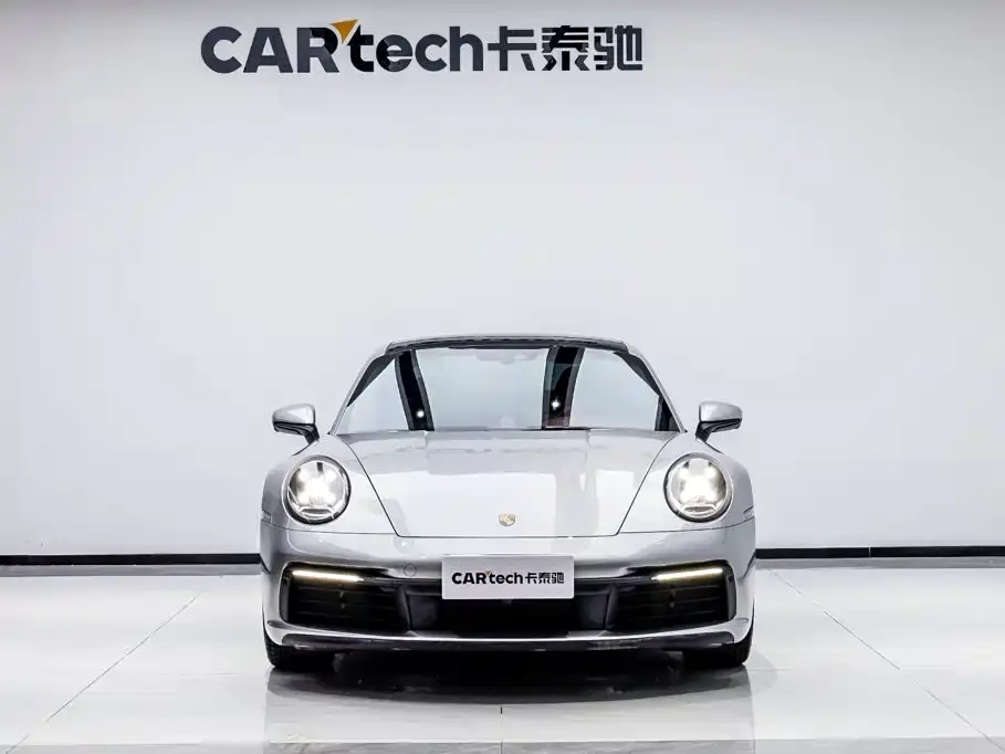Porsche 911 Carrera 3.0T 2023