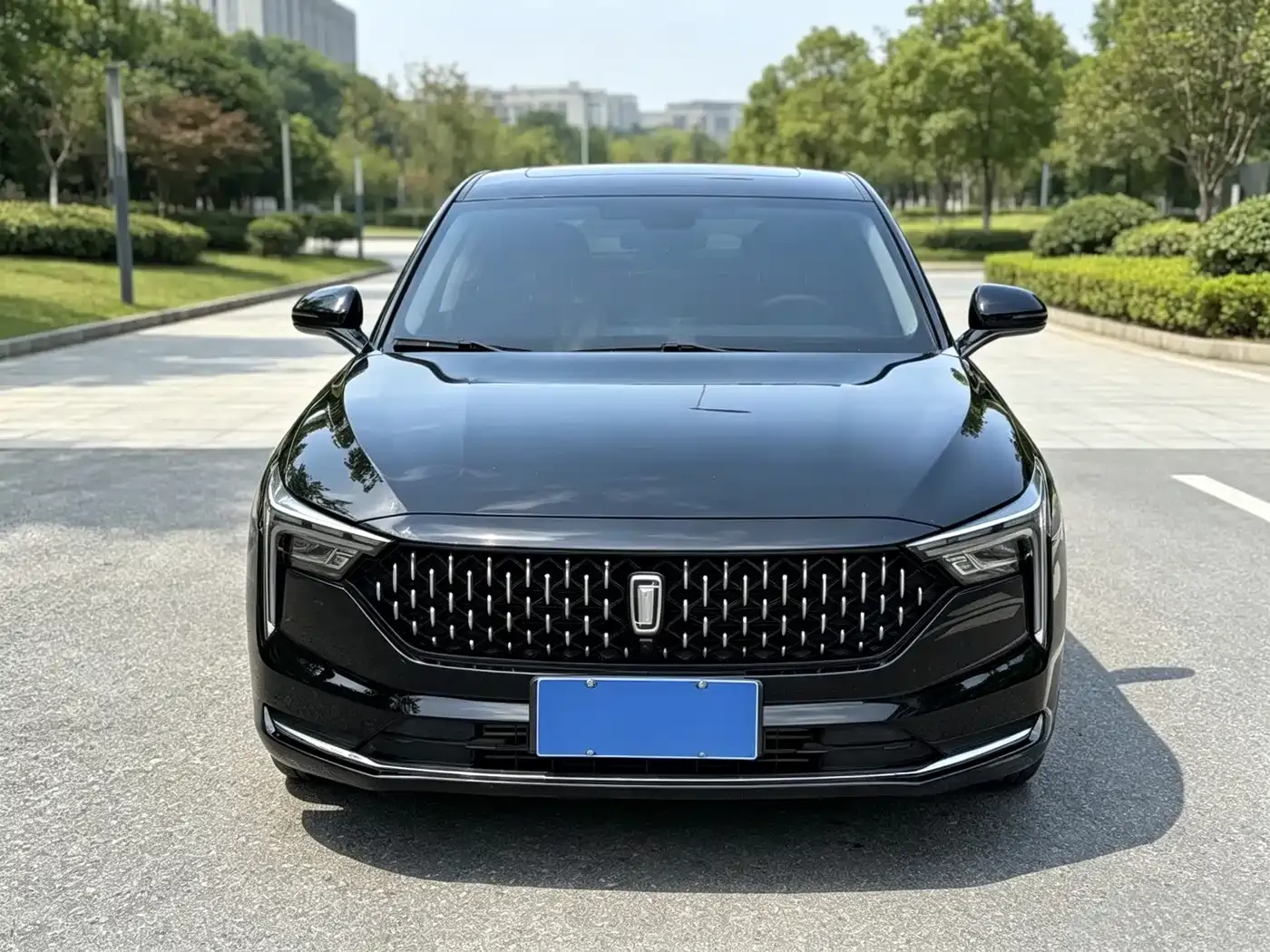 Besturn B70 Model 3rd Gen 1.5T Automatic Joy 70th Anniversary Edition 2023 — фото 2