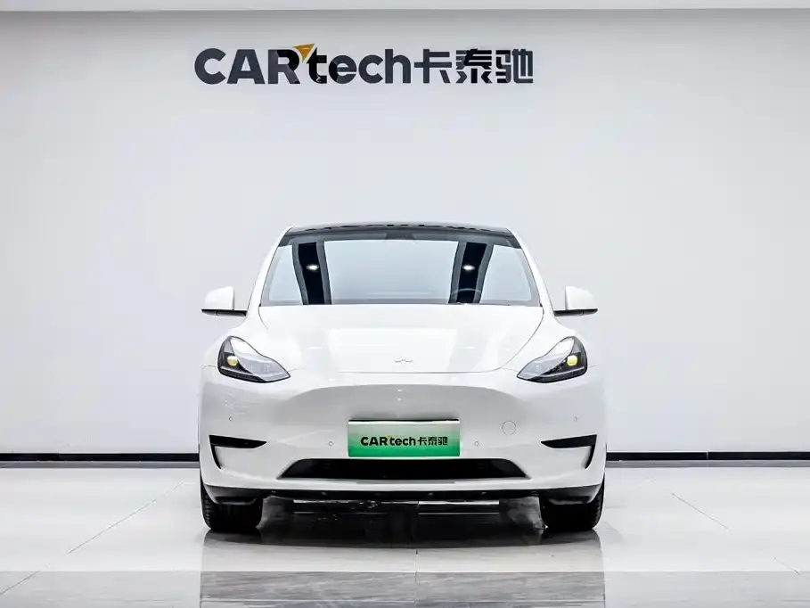 Tesla Model Y Facelift Rear-Wheel Drive Version 2023