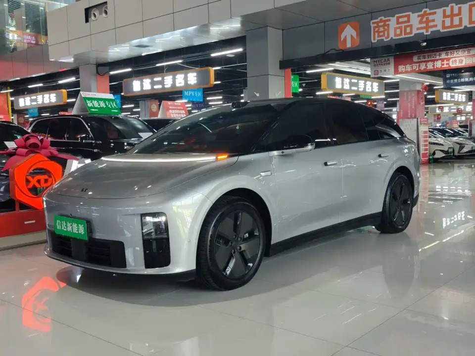 Li Auto i6 2WD Base Model 2026