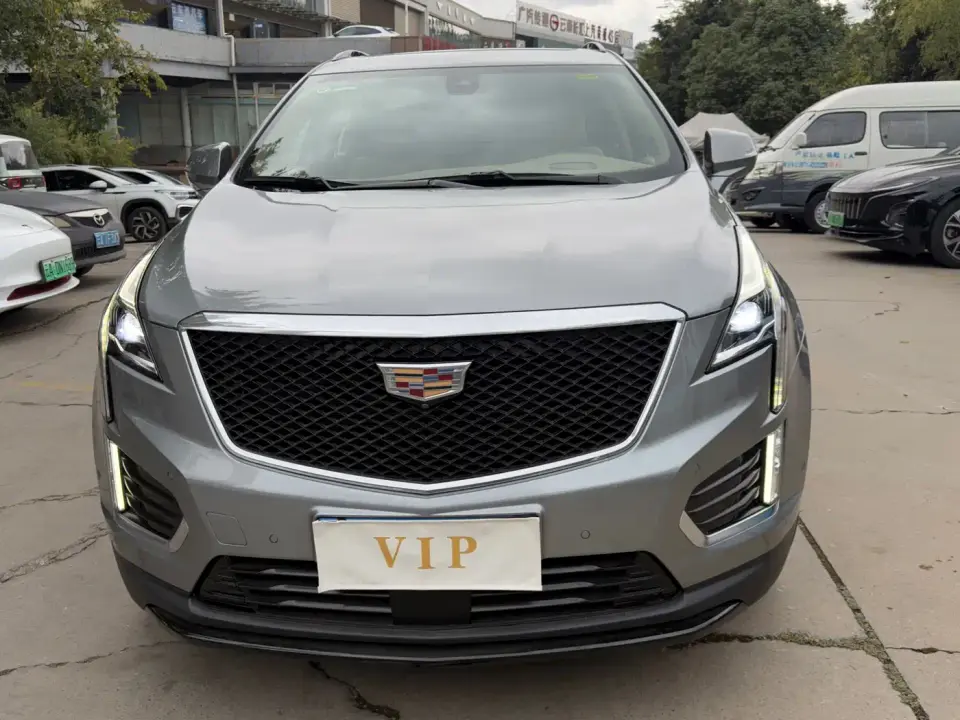 Cadillac XT5 2.0T 4WD Platinum 2025