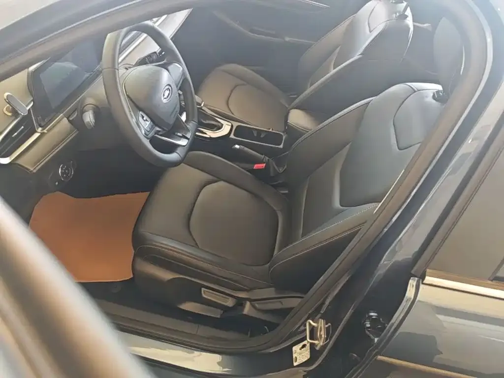 Ford Escort 1.5L Automatic Diamond Edition 2021 — фото 15