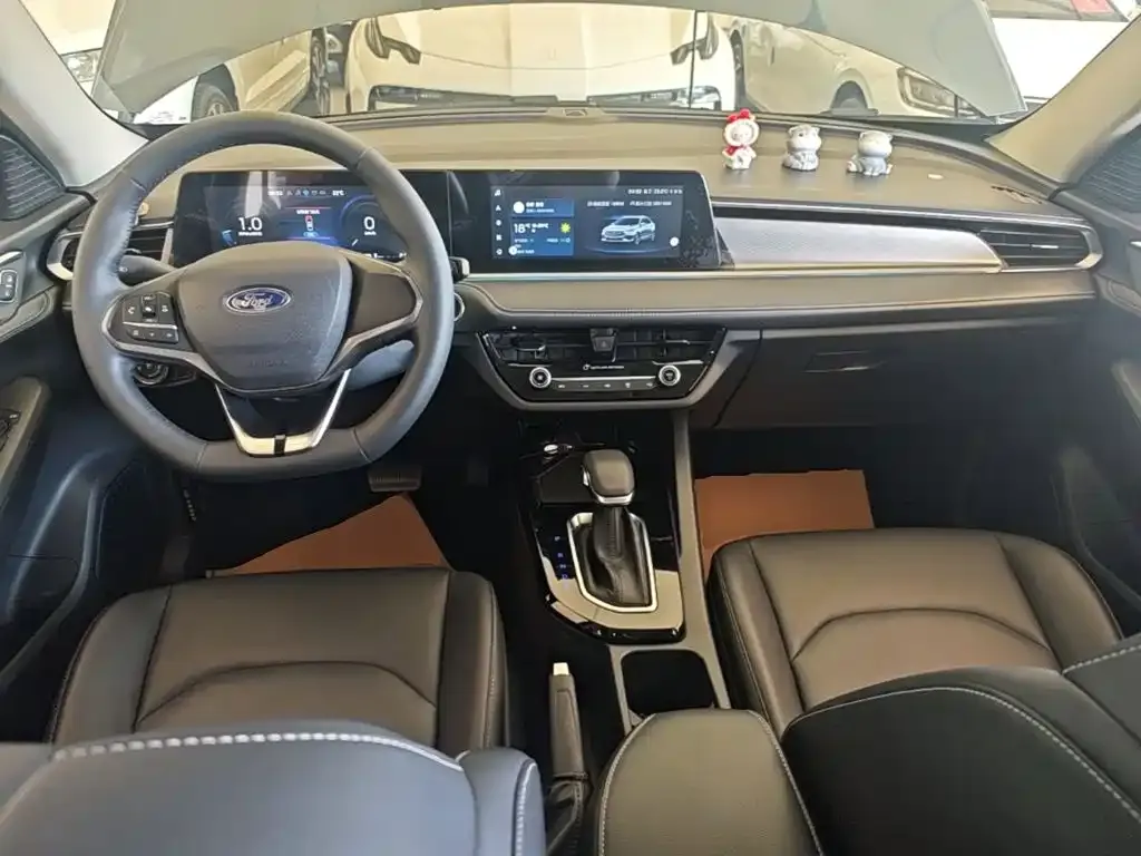 Ford Escort 1.5L Automatic Diamond Edition 2021 — фото 10