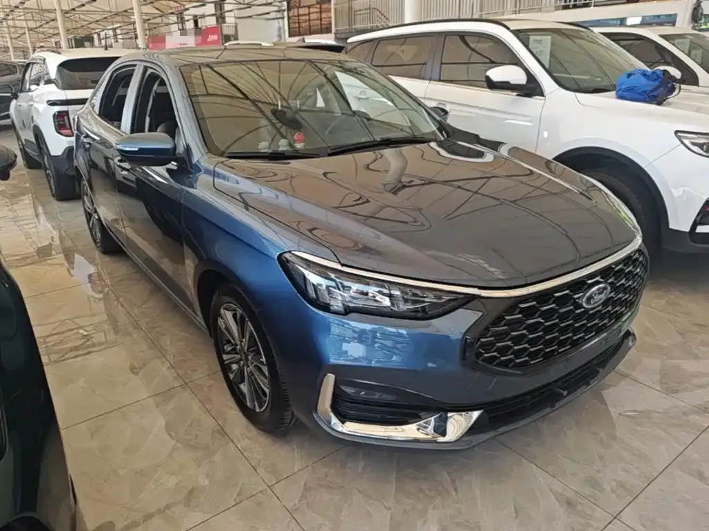 Ford Escort 1.5L Automatic Diamond Edition 2021 — фото 4