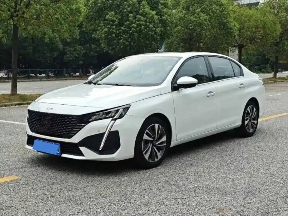 Peugeot 408 1.6T Light Chaser Edition 2023