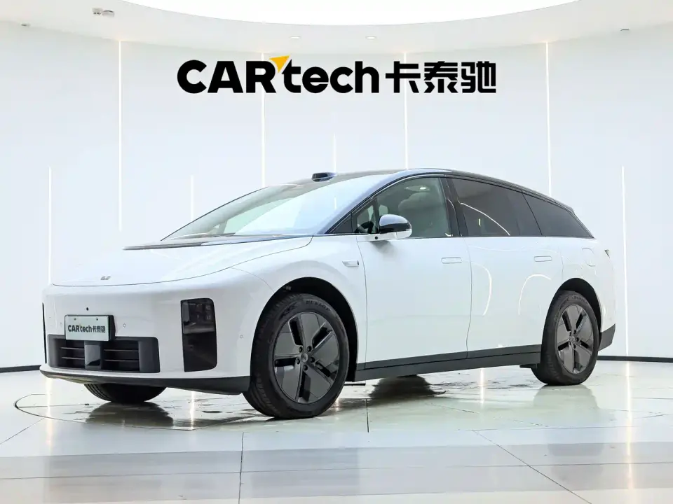 Li Auto i6 2WD Base Model 2026