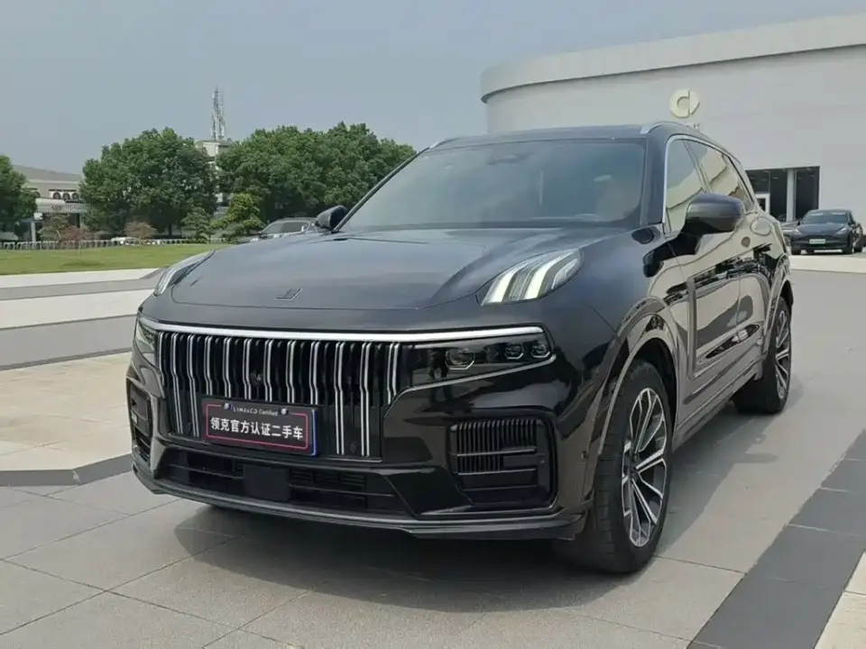 Lynk & Co 09 2.0T 4WD Sport Edition 5-Seater 2025