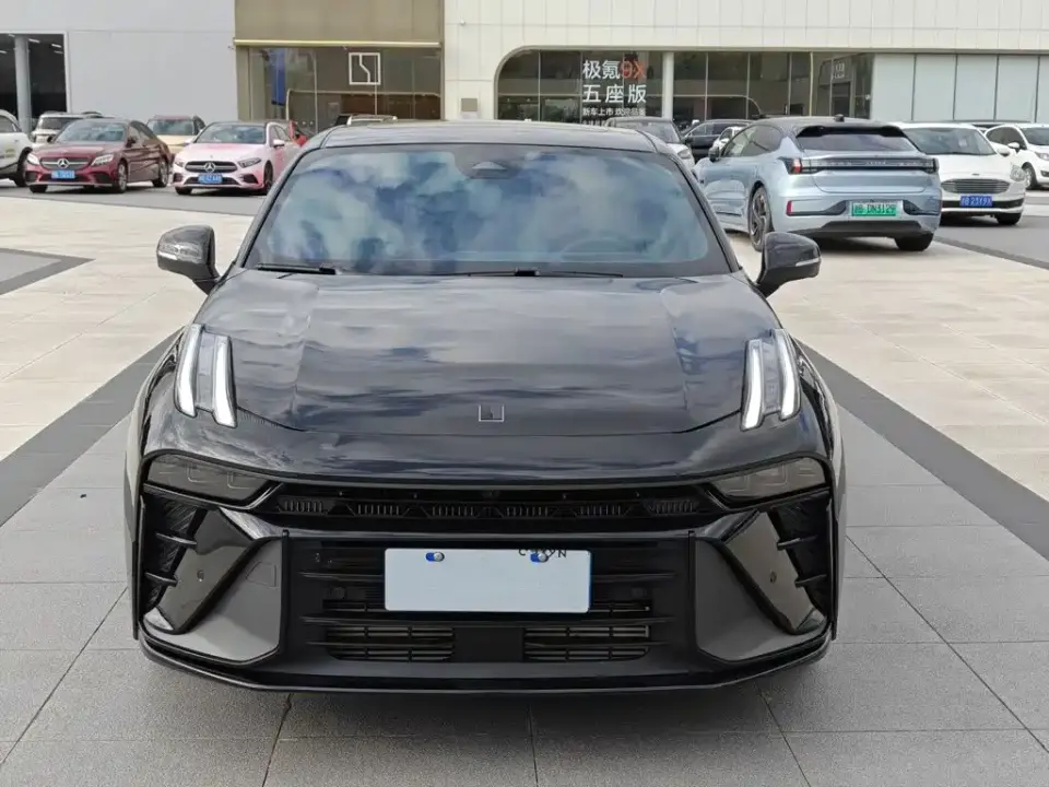 Lynk & Co 03 03+ 2.0TD Automatic Performance Advanced Edition 2025