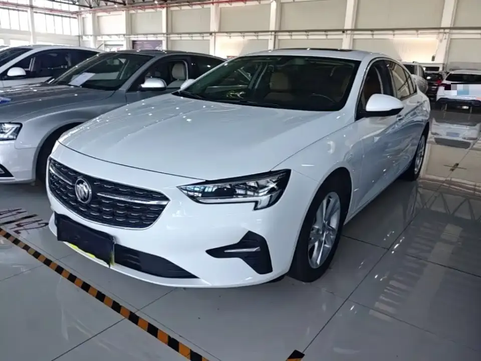 Buick Regal 552T Luxury 2021