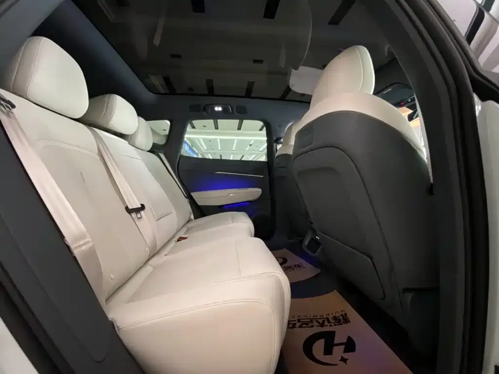 Volkswagen Yuzhong 08 Model Single Motor Premium 2026 — фото 12