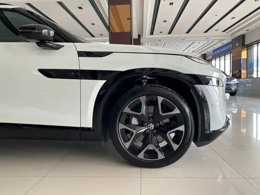 Volkswagen Yuzhong 08 Model Single Motor Premium 2026 — фото 17