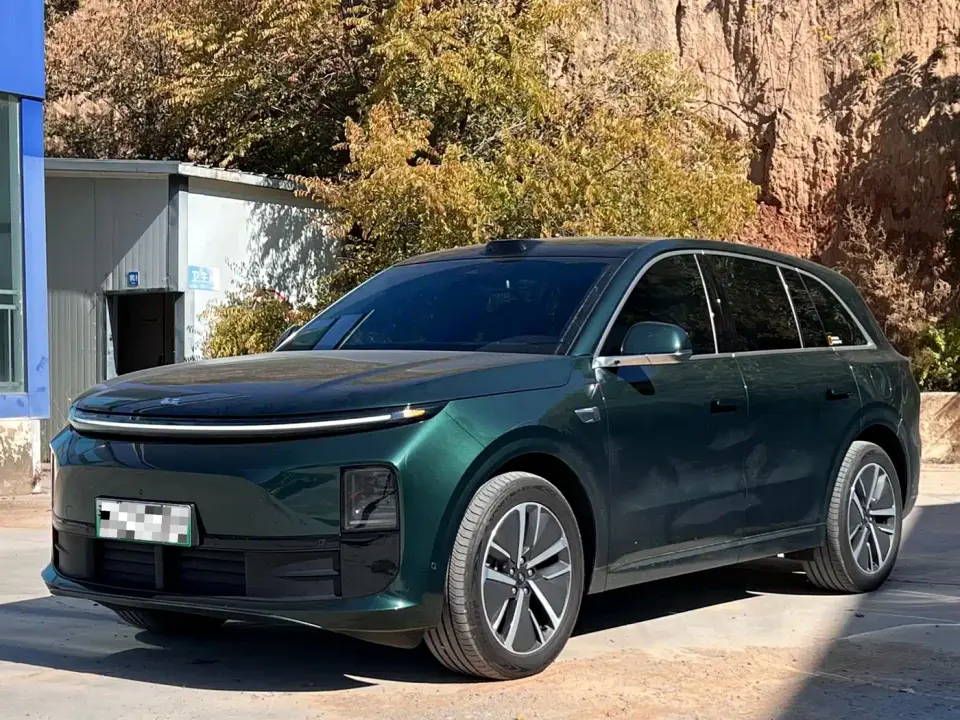 Li Auto L6 Pro 2025