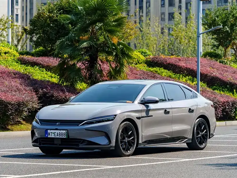 BYD Han DM-i Smart Drive Edition 125KM Elite 2025