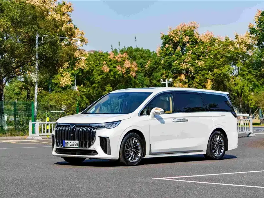 Voyah Auto Voyah Dreamer Low-carbon Dream+Smart Package 2024