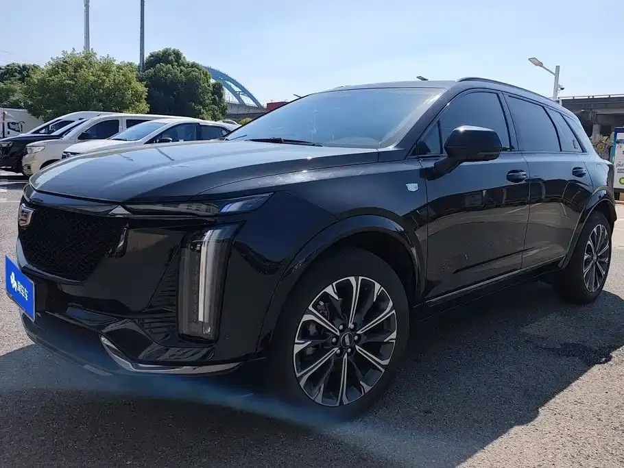 Cadillac XT5 2.0T Luxury 2025
