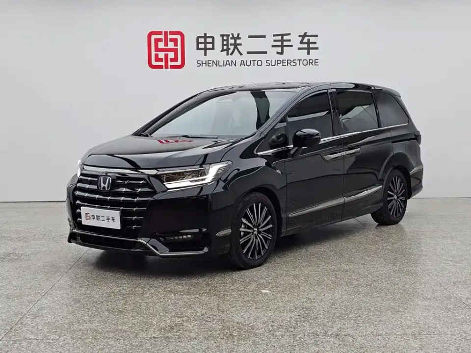 Honda Elysion 2.0L e:HEV Luxury Edition 2025