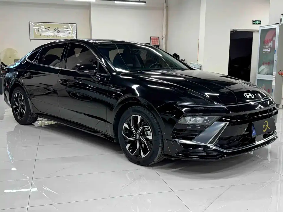 Hyundai Sonata 1.5T Pro 2025