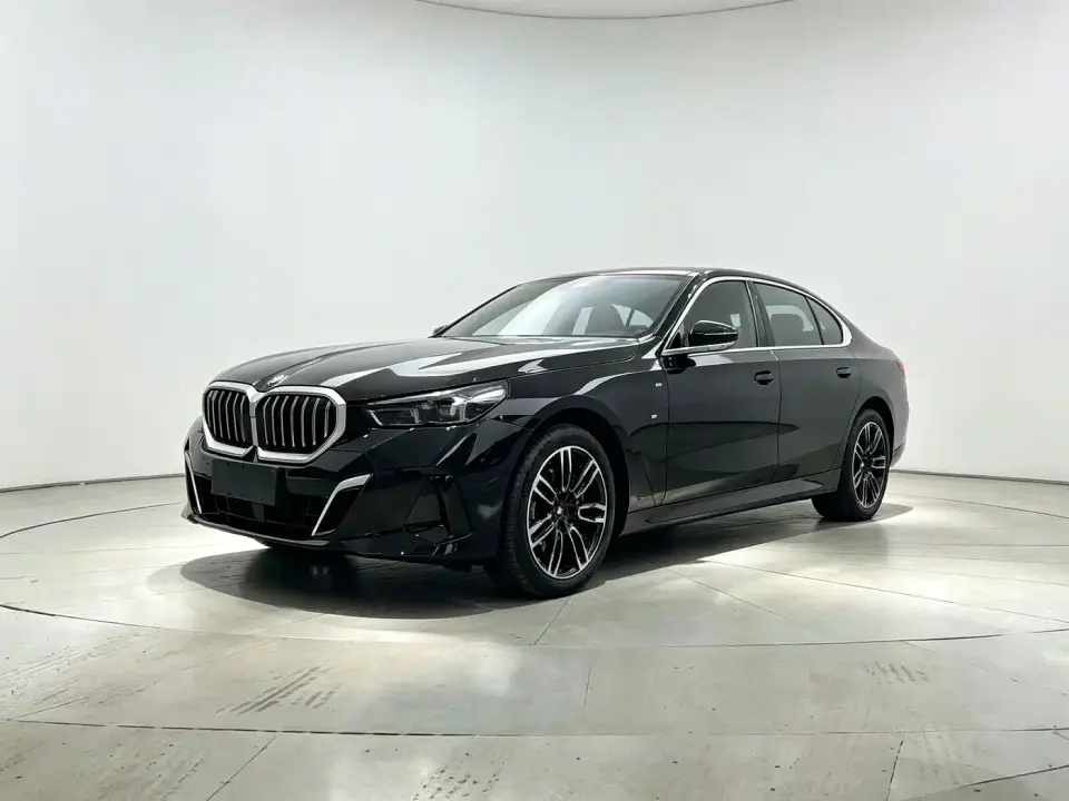 BMW 5 Series 525Li M Sport Package 2024