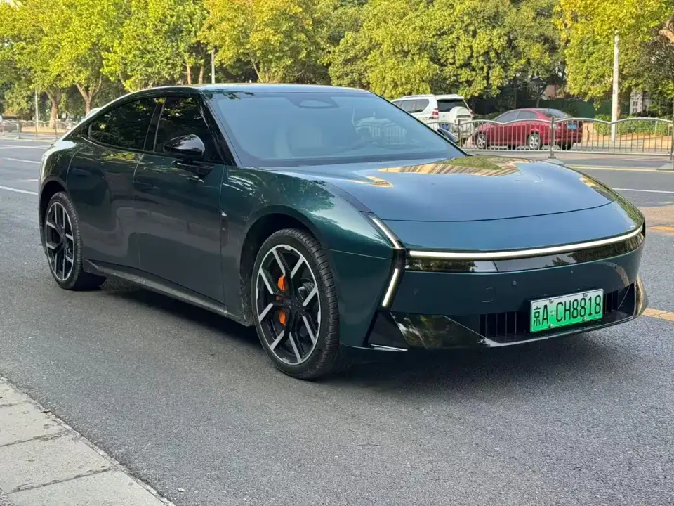XPeng P7 702km Long Range Edition 2026