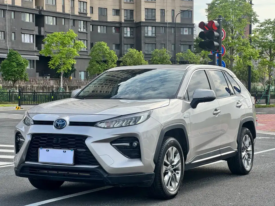 Toyota Wildlander Hybrid 2.5L E-CVT 2WD Luxury Edition 2021