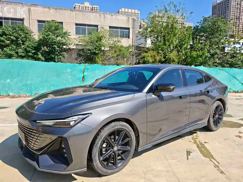 Changan UNI-V 1.5T Premium Edition 2023