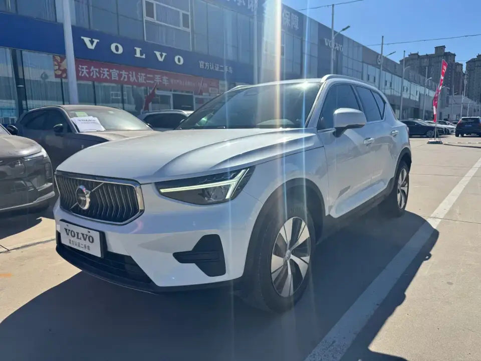 Volvo XC40 B3 Smart Elite Luxury Edition 2024