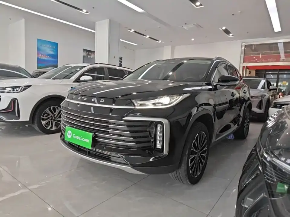 Exeed Lingyun 300T 2WD Starlight Edition 2025