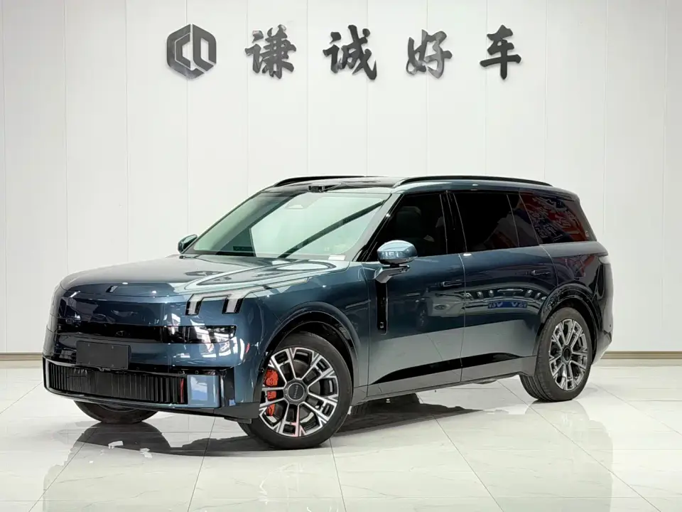 Lynk & Co 900 2.0T Ultra 2026