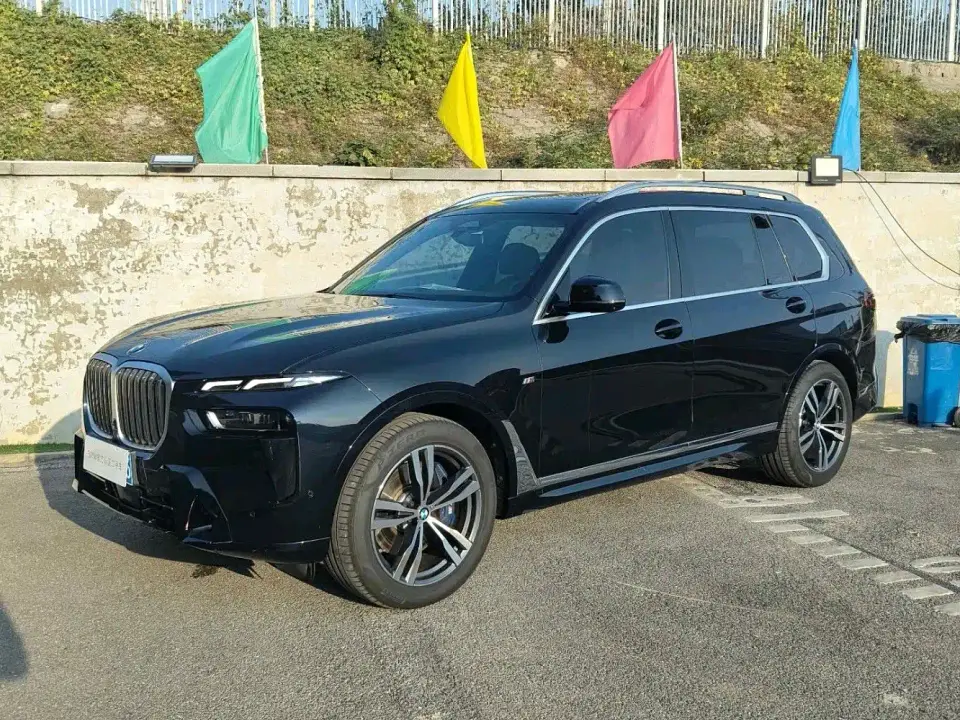BMW X7 xDrive40i Exclusive M Sport Package 2026