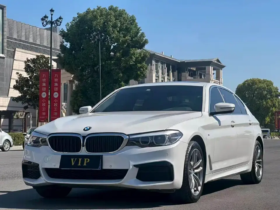 BMW 5 Series 525Li M Sport Package 2020