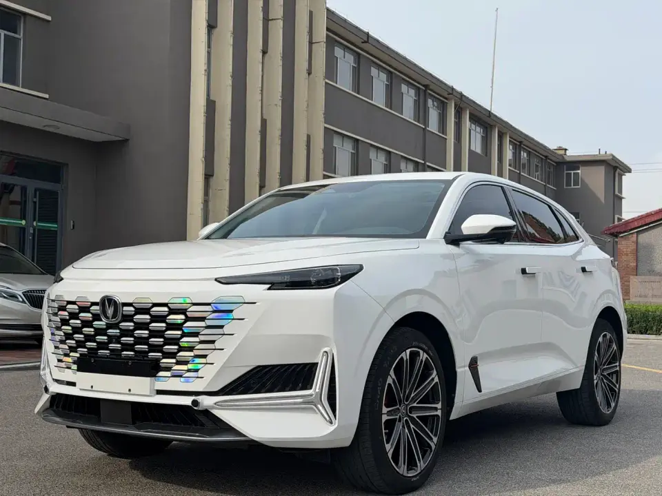Changan UNI-K iDD Blue Whale iDD 130km 1.5T Premium 2022