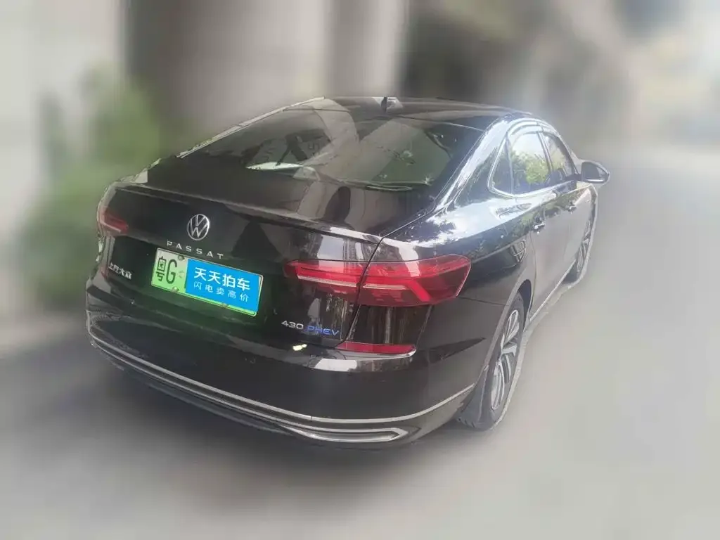 Volkswagen Passat New Energy 430PHEV Hybrid Elite (China VI) 2021 — фото 2