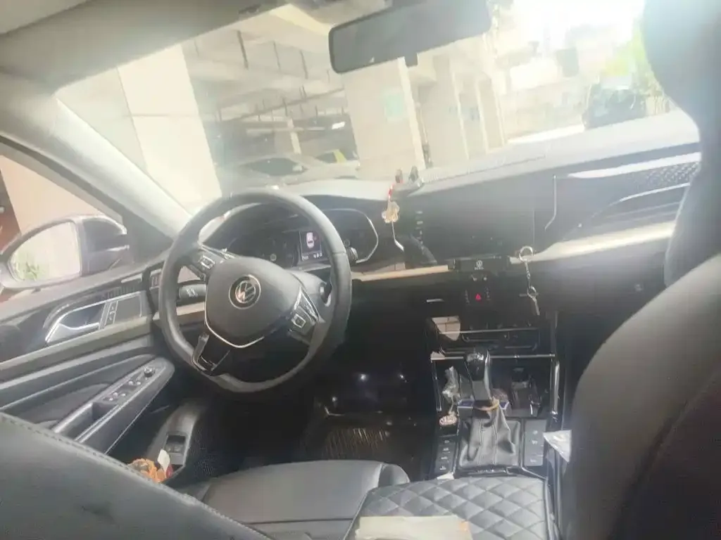 Volkswagen Passat New Energy 430PHEV Hybrid Elite (China VI) 2021 — фото 12