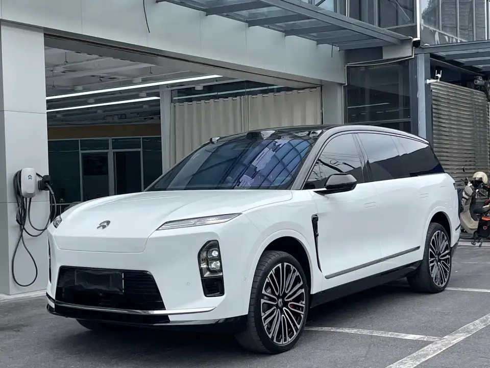 NIO ES8 Base Model 2026